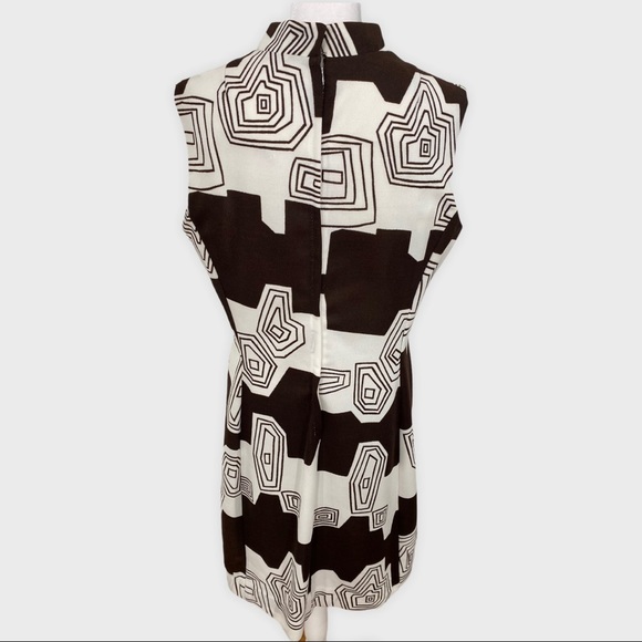 Vintage 60s 70s Brown White Geometric Print Mod Go Go Dress With Pockets - Picture 2 of 7